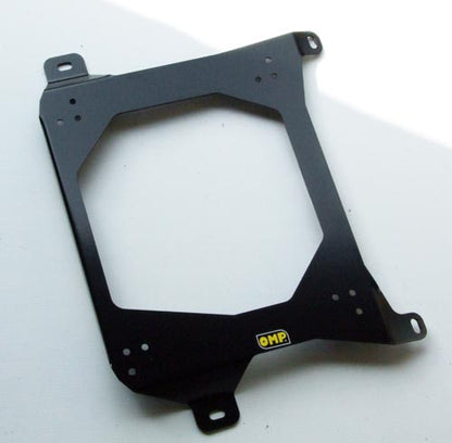 HC/803/D OMP R/H SITZBEFESTIGUNGSHILFSRAHMEN MITSUBISHI LANCER EVO 6 TOMMI MAKINEN ALLE [